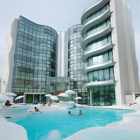 I-Suite Hotel Rimini Esterno foto
