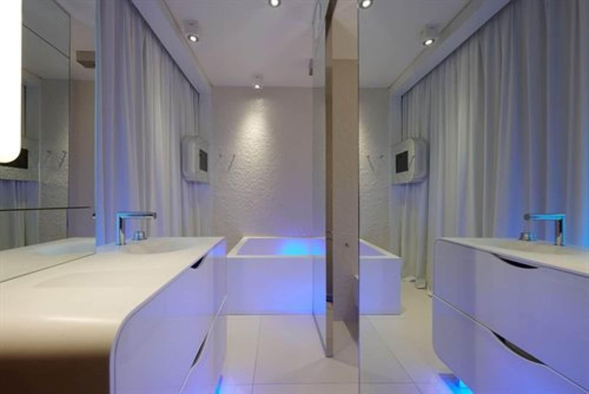 I-Suite Hotel Rimini Esterno foto