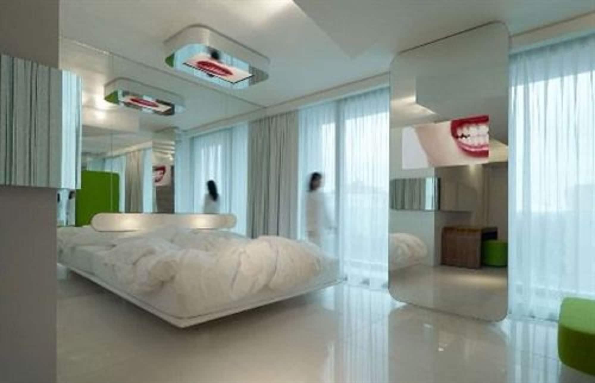 I-Suite Hotel Rimini Esterno foto