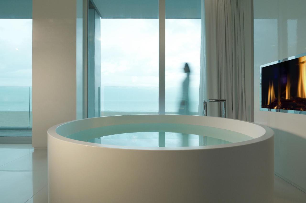 I-Suite Hotel Rimini Esterno foto