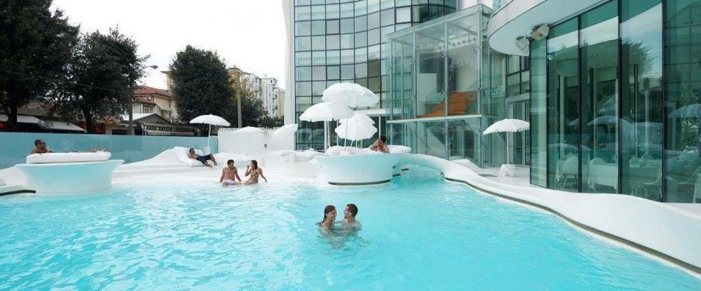 I-Suite Hotel Rimini Esterno foto